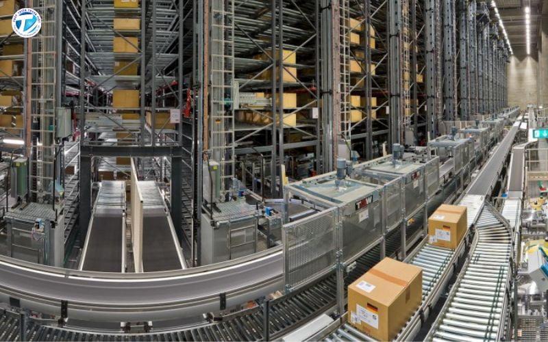 Hệ thống quản lý kho (WMS) để điều phối luồng công việc giữa các khu vực